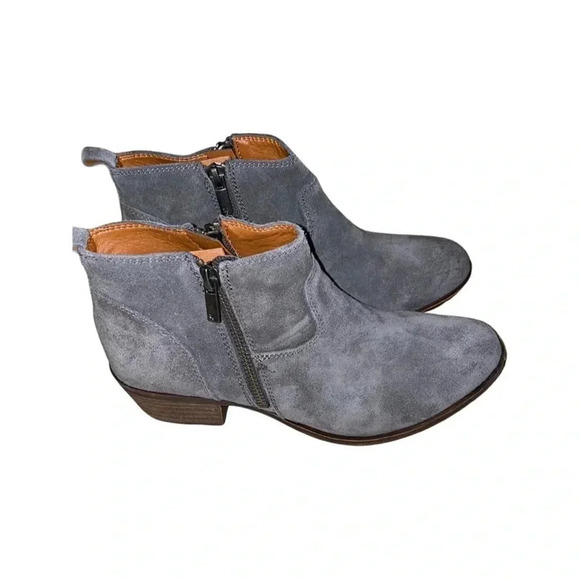Lucky Brand LK Benniee Storm Suede Booties Size 6.5 - Picture 1 of 6